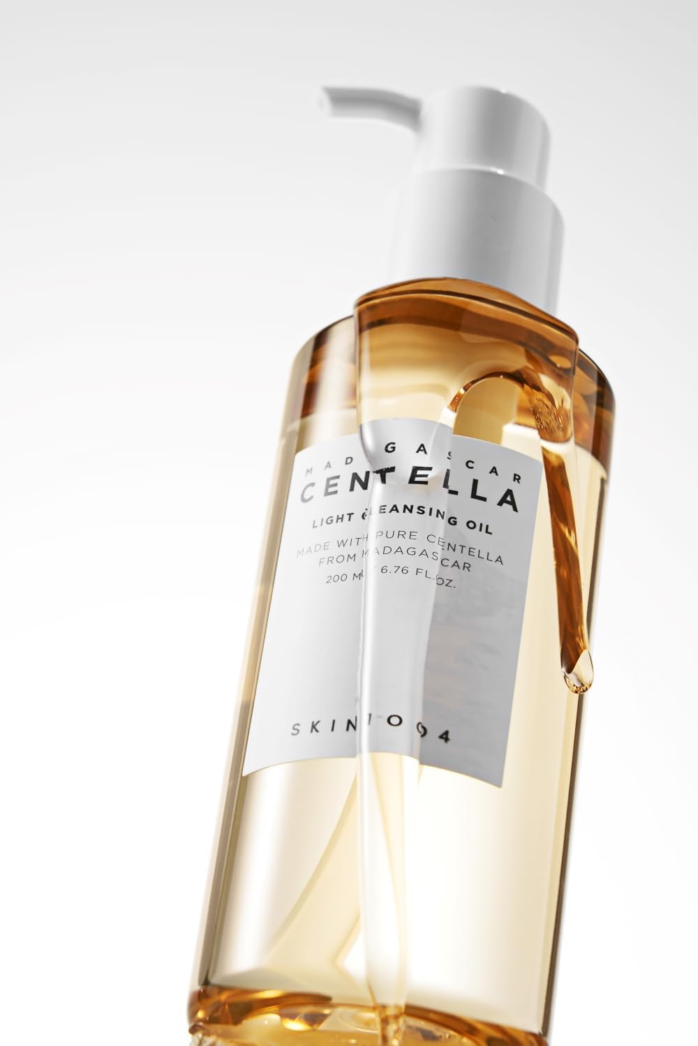 SKIN1004 Madagascar Centella Light Cleansing Oil 200 ml