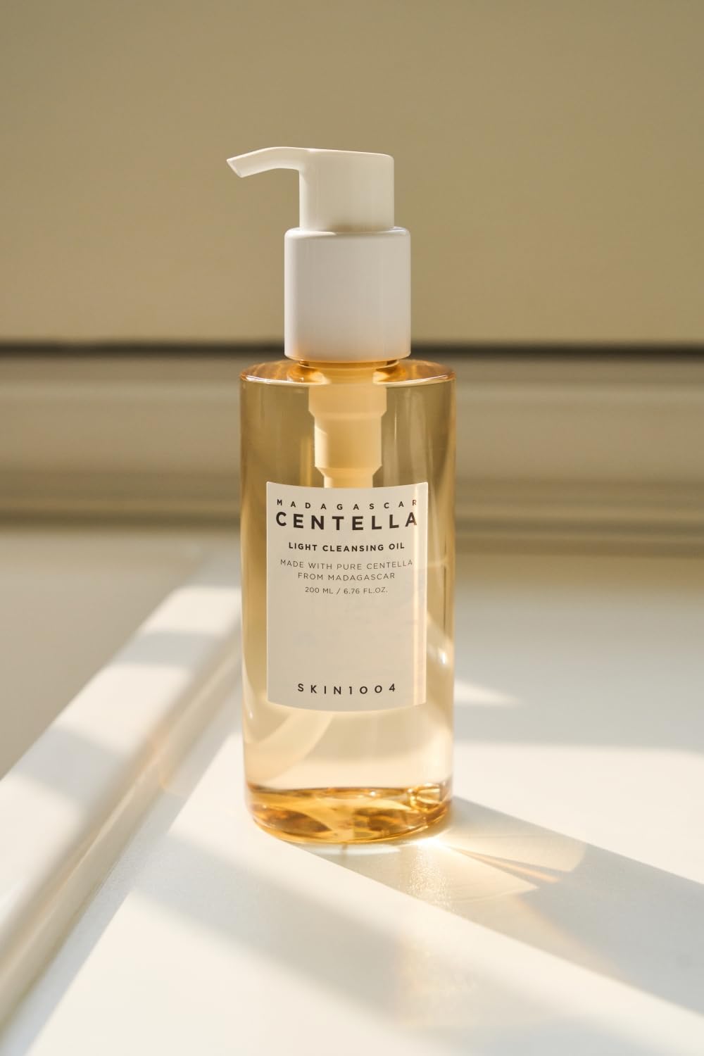 SKIN1004 Madagascar Centella Light Cleansing Oil 200 ml