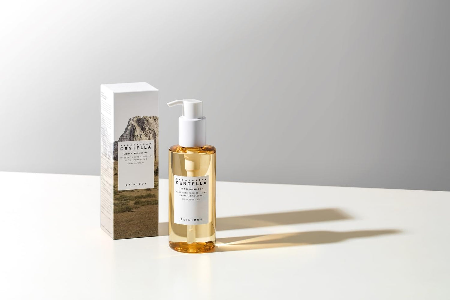 SKIN1004 Madagascar Centella Light Cleansing Oil 200 ml